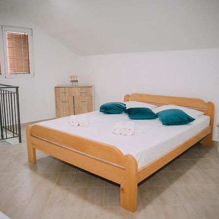 Lovely Apartment Moki Near The Center Kotor Luaran gambar