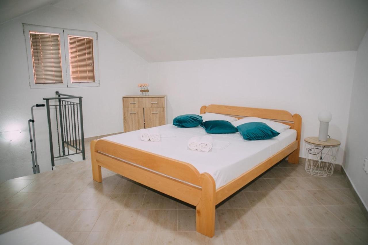 Lovely Apartment Moki Near The Center Kotor Luaran gambar